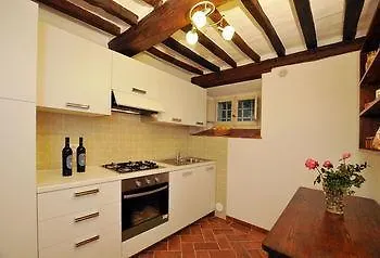 Valecchie Villa *